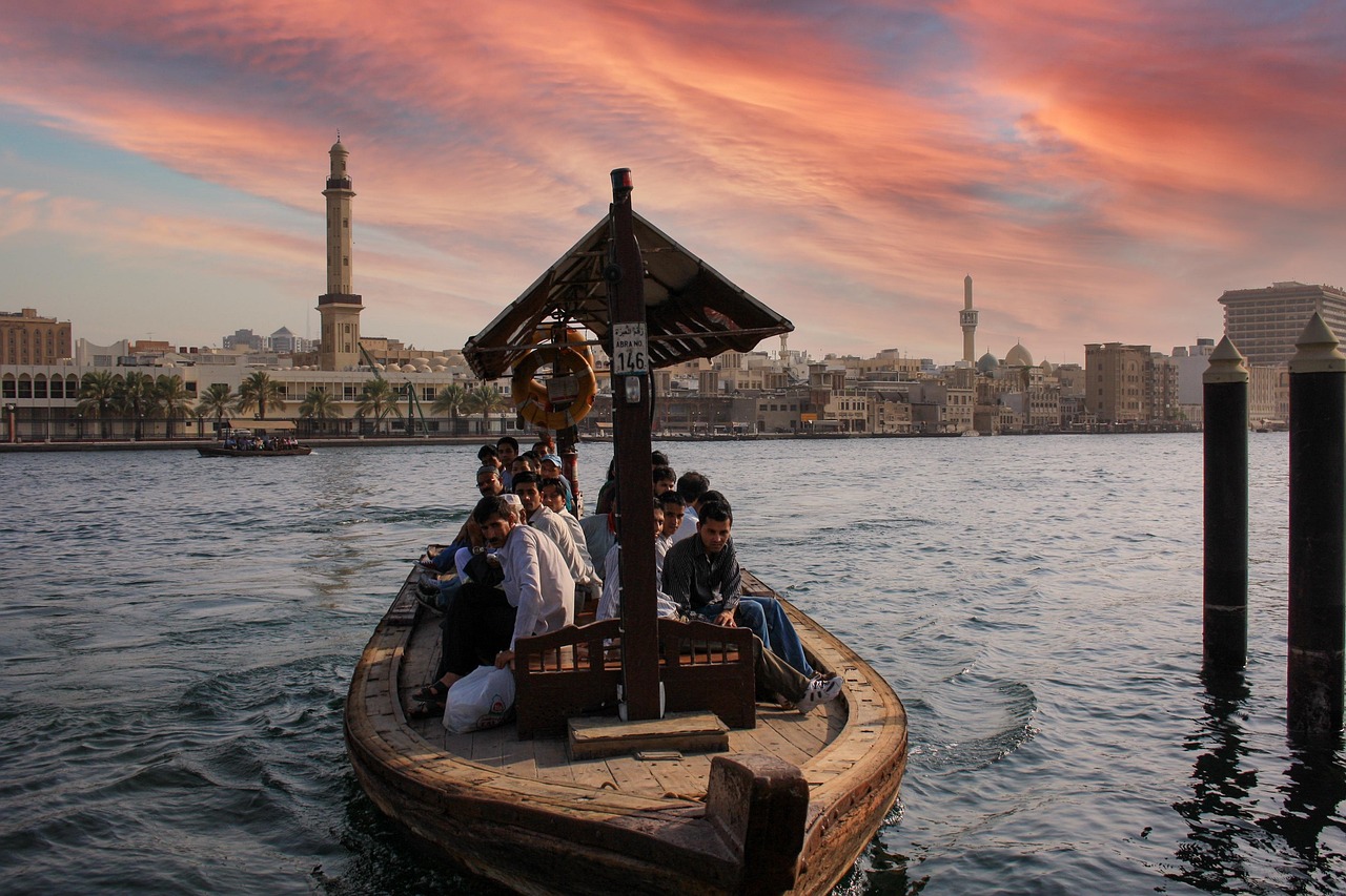 alisulimanart-boat-6243159_1280